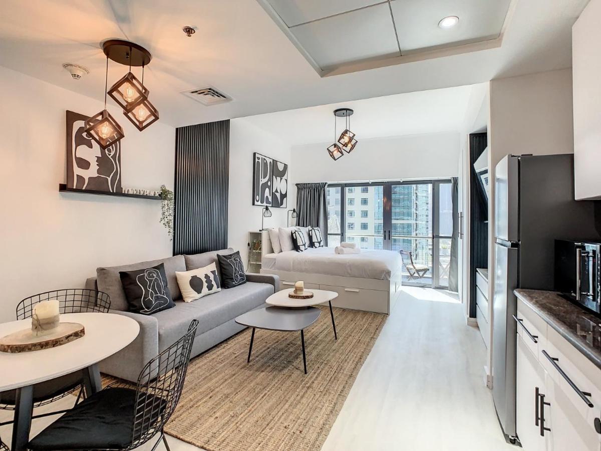 Luxury Modern Studio In Jlt With Amazing View & Rooftop Pool - Sleeps 3 Дубай Экстерьер фото