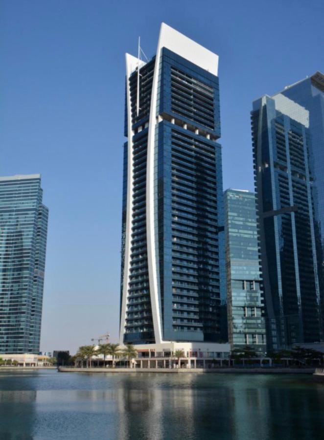 Luxury Modern Studio In Jlt With Amazing View & Rooftop Pool - Sleeps 3 Дубай Экстерьер фото